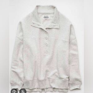 American Eagle Big Hug Henley Oversized Sweatshirt